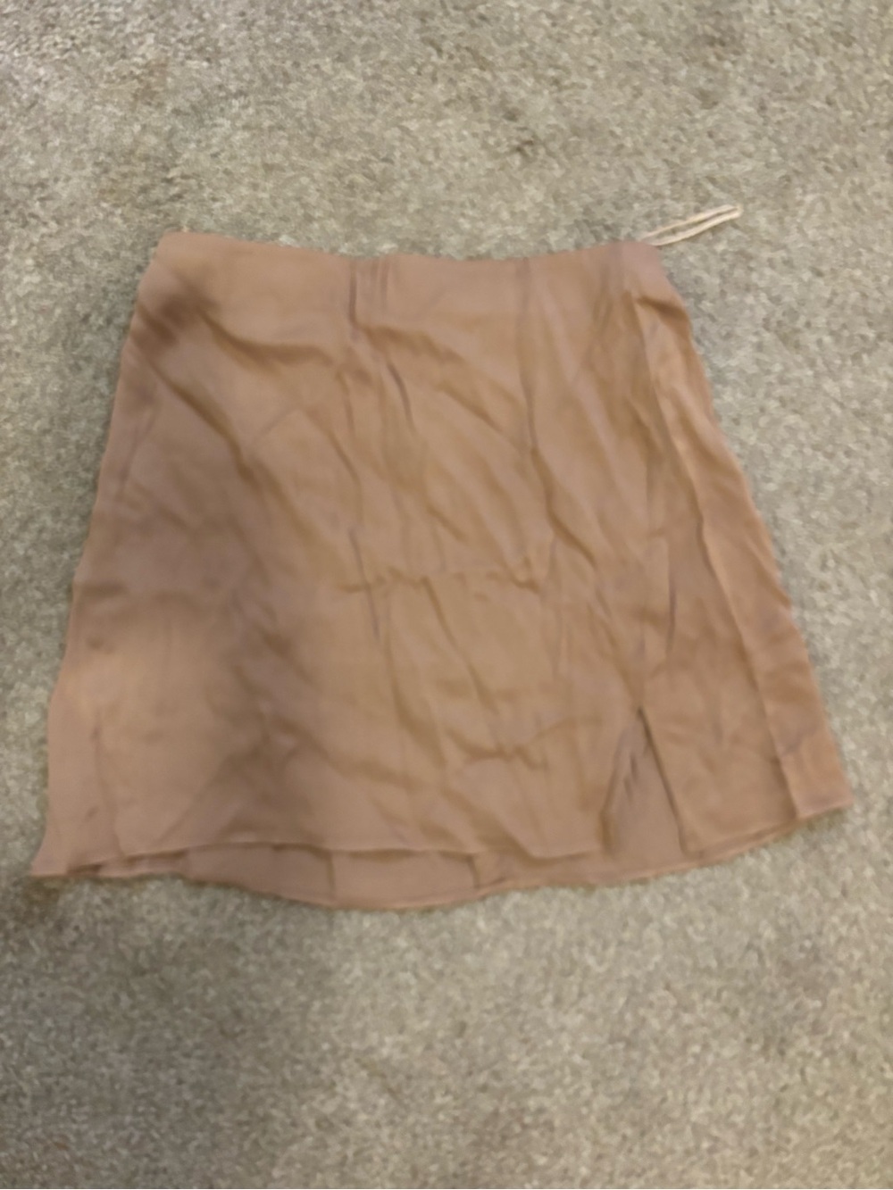 Aritzia Wilfred Beige Satin Mini Skirt